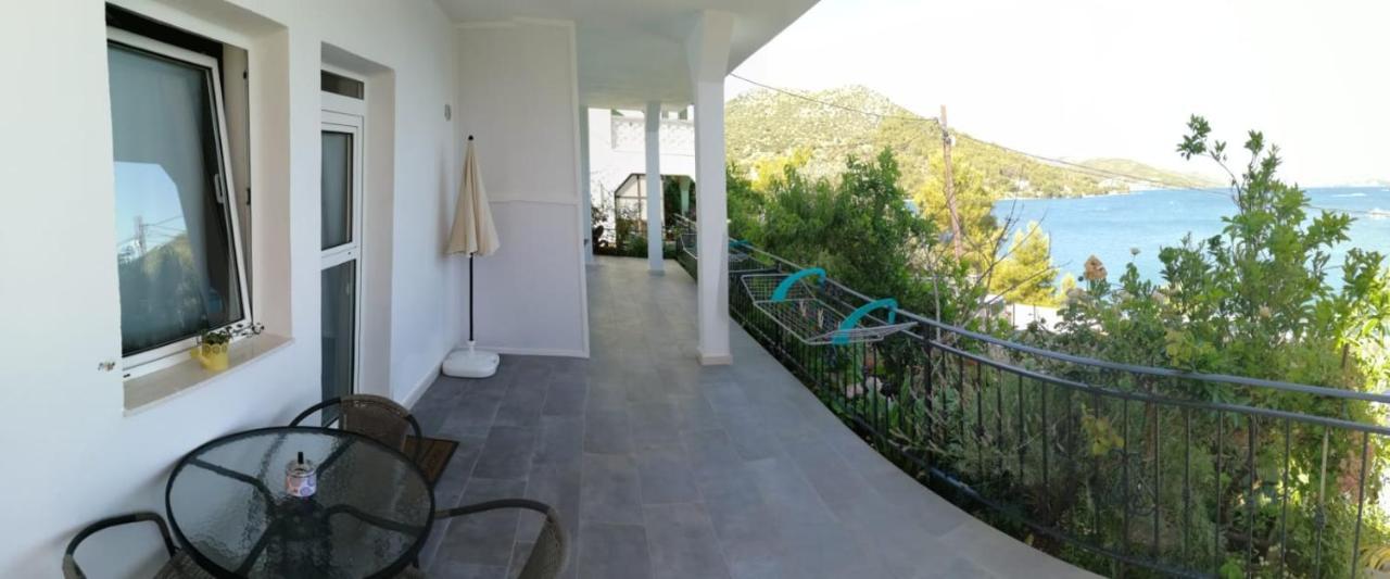 Apartmani Skalinada Marina Buitenkant foto
